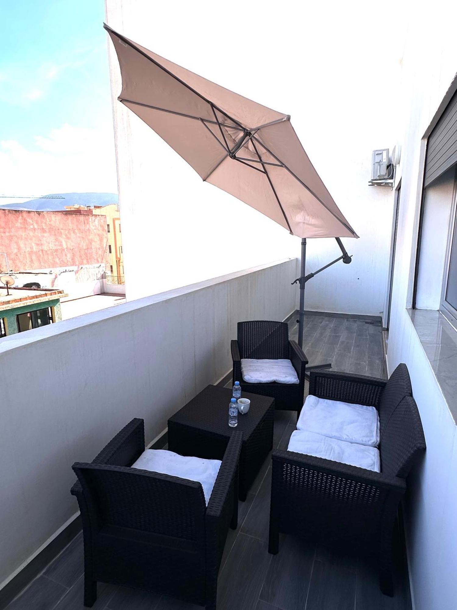 Luxe Appartement Berkane Esterno foto