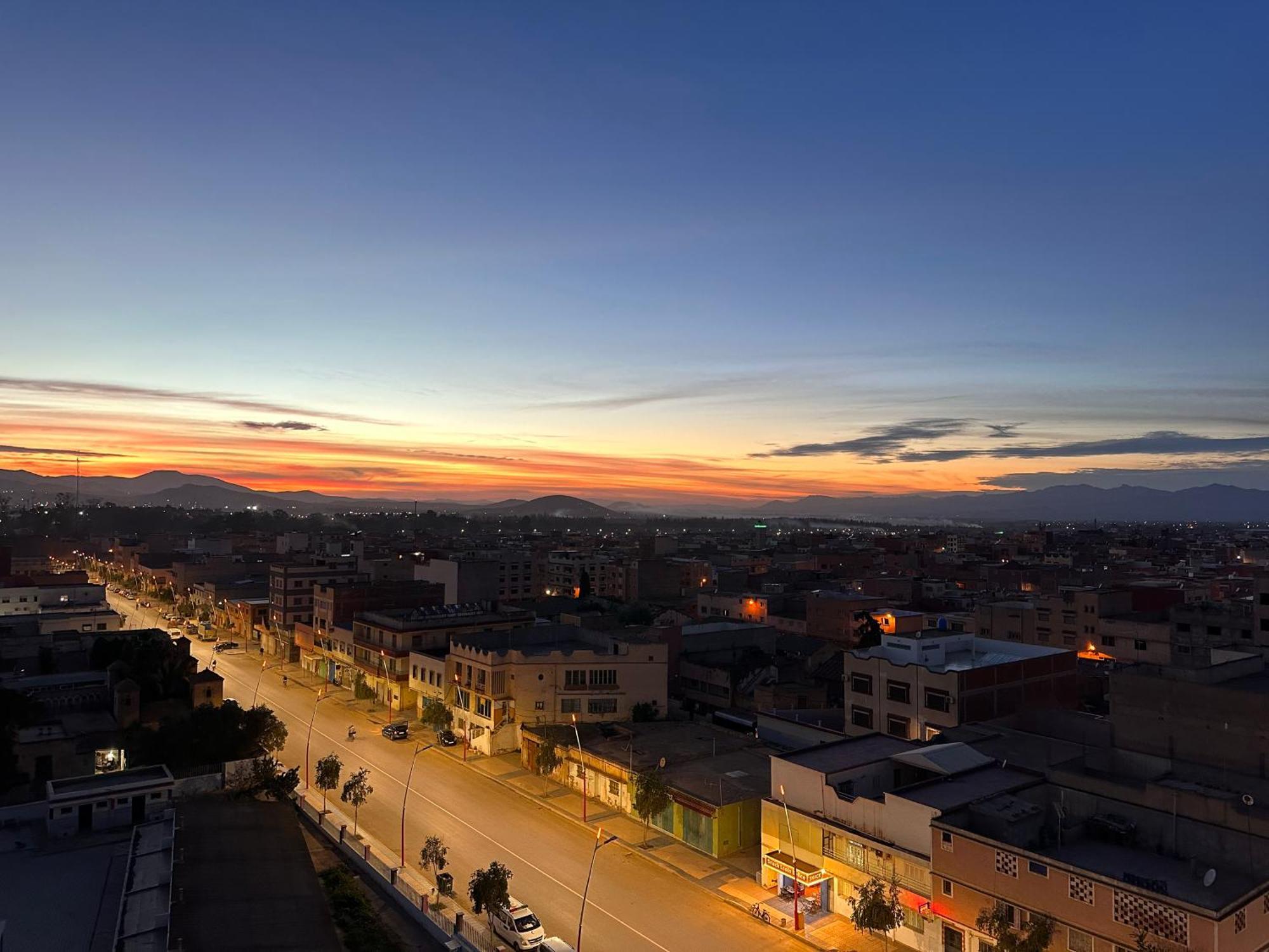 Luxe Appartement Berkane Esterno foto